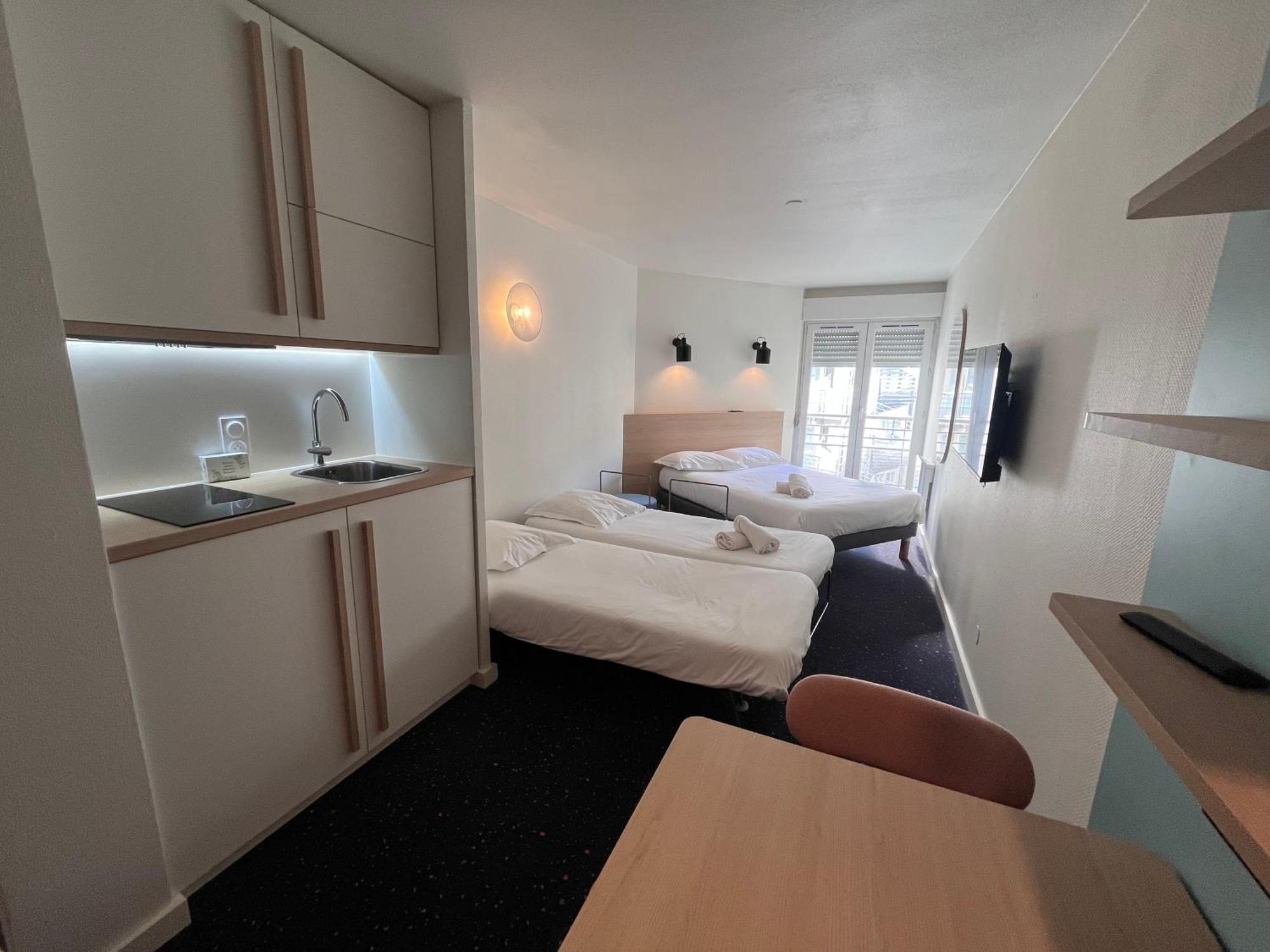 Appart'Hotel Laureades Clermont-Ferrand Centre Jaude Ngoại thất bức ảnh