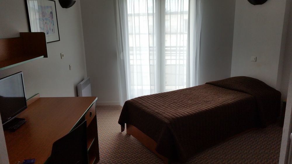 Appart'Hotel Laureades Clermont-Ferrand Centre Jaude Ngoại thất bức ảnh