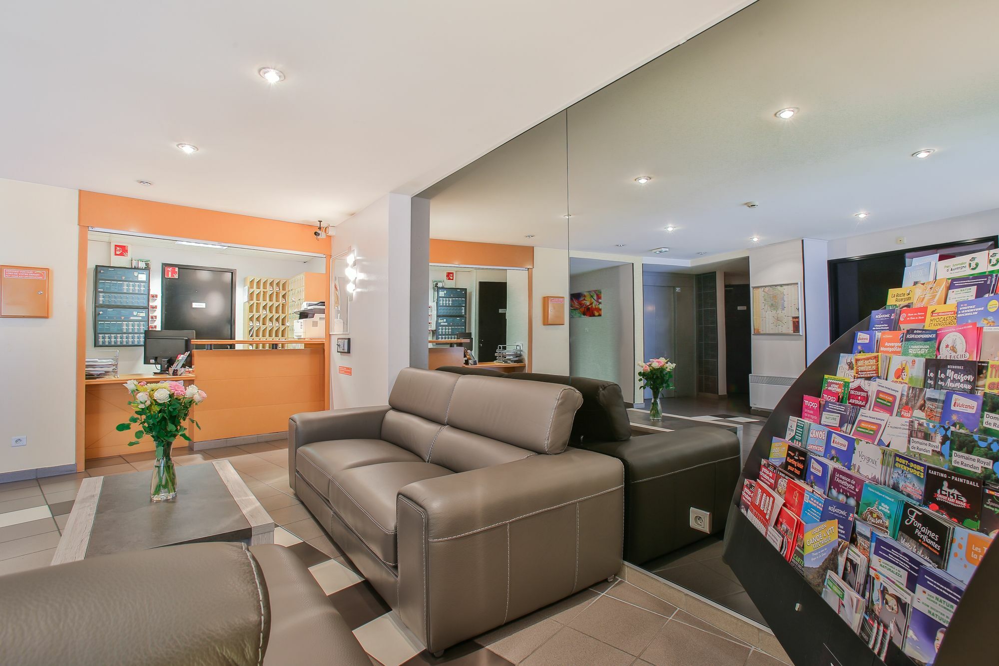 Appart'Hotel Laureades Clermont-Ferrand Centre Jaude Ngoại thất bức ảnh